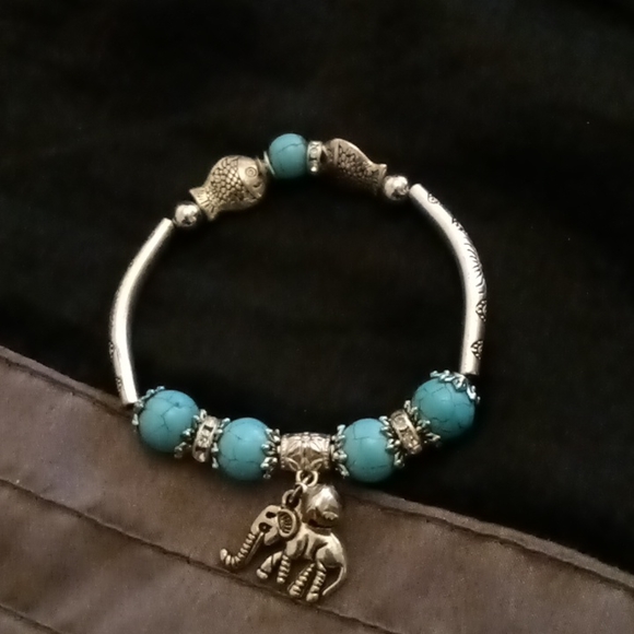 Bracelet with turquoise beads - Picture 2 of 2
